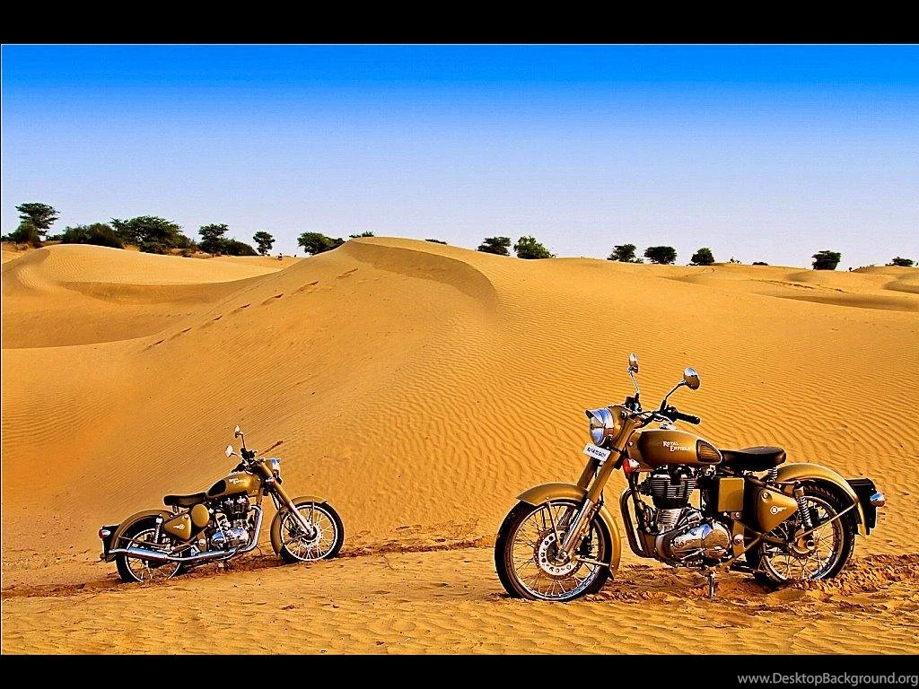 Wallpapers Royal Enfield Classic Upgraded Chrome Desert Storm ...