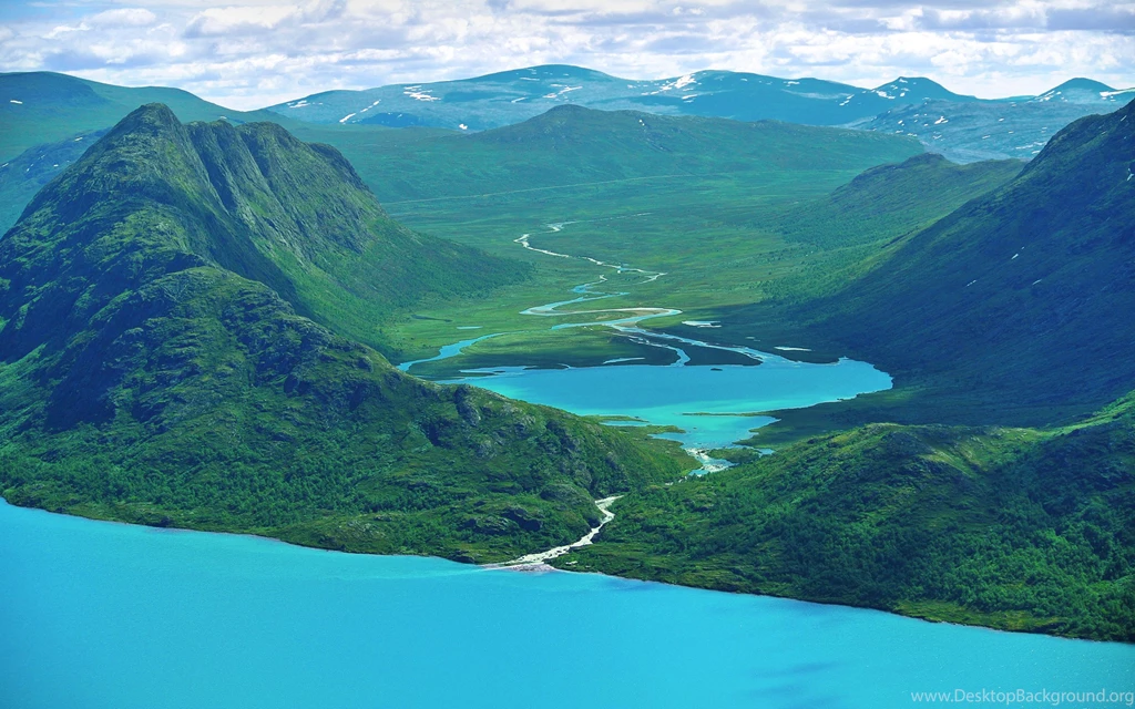 Green Valley And Blue Waters Wallpapers