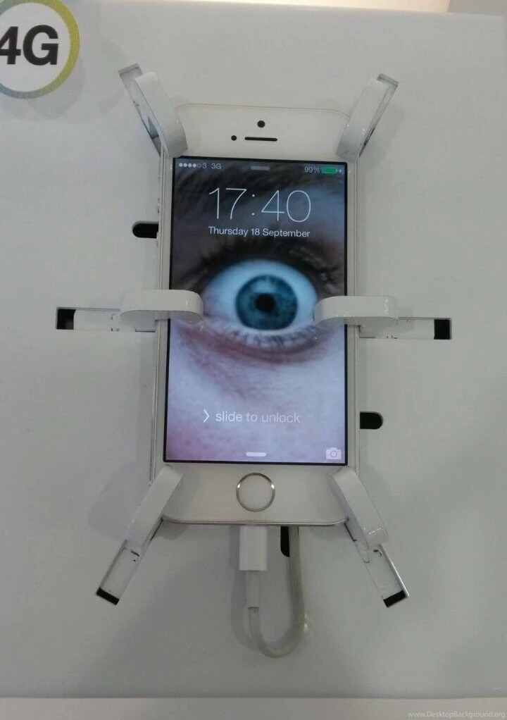 My Sister Works In A Phone Shop. I Like To Change The Wallpapers ...