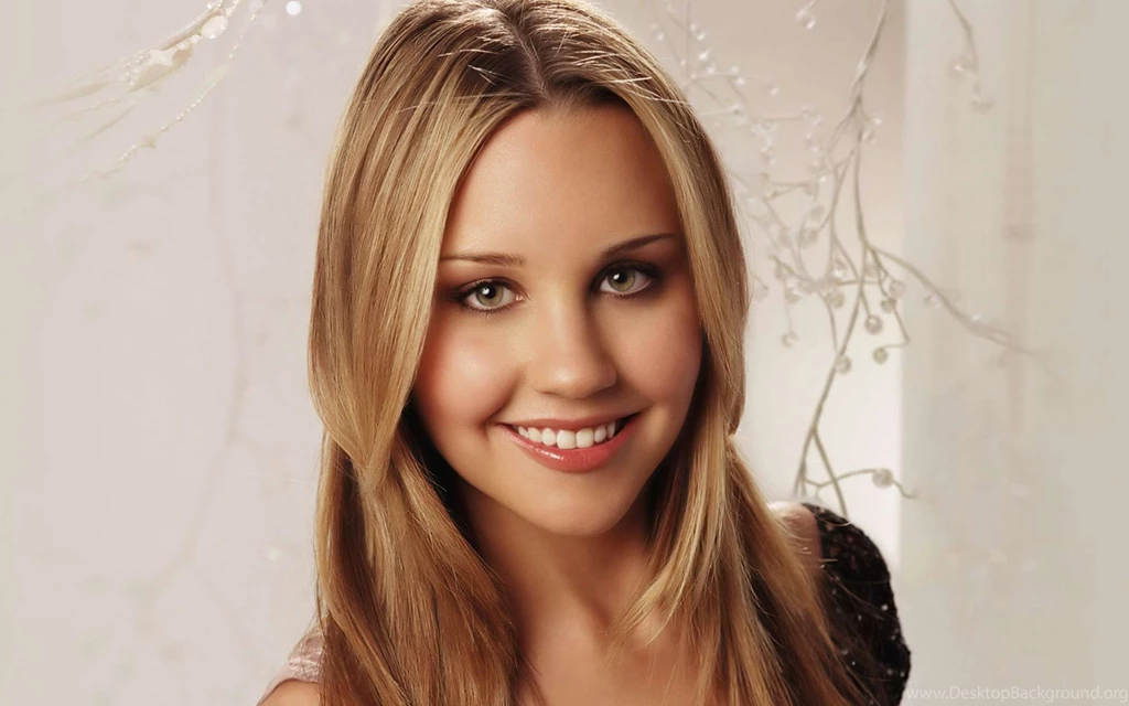 Amanda Bynes HD Pictures
