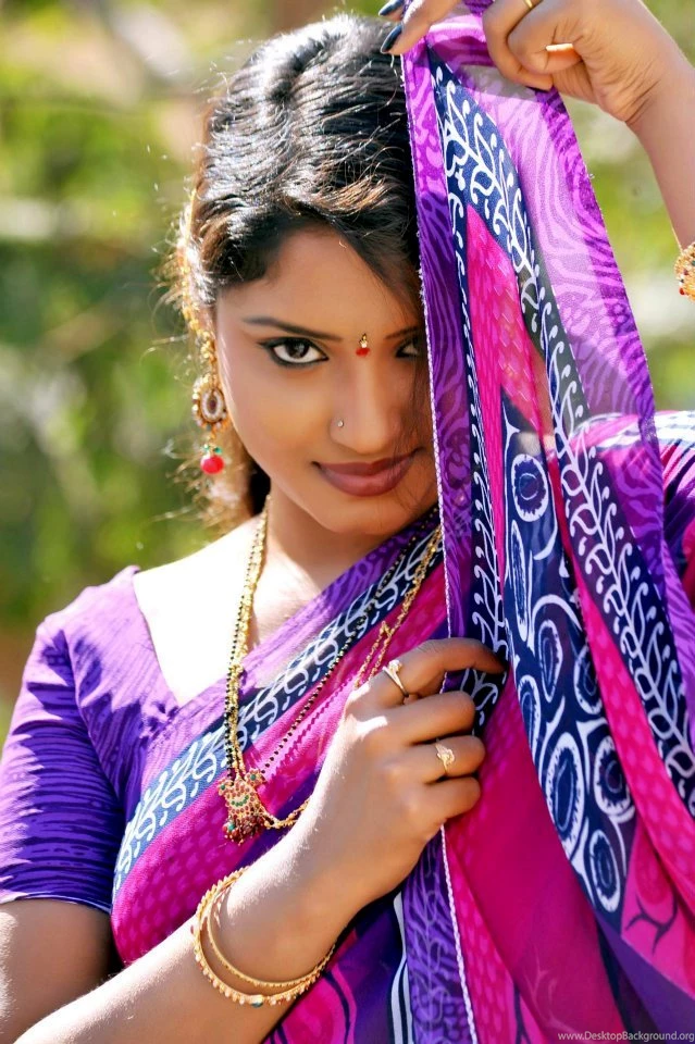 Roja Komaravolu Stills,Tollywood Actress Roja Komaravolu New ...