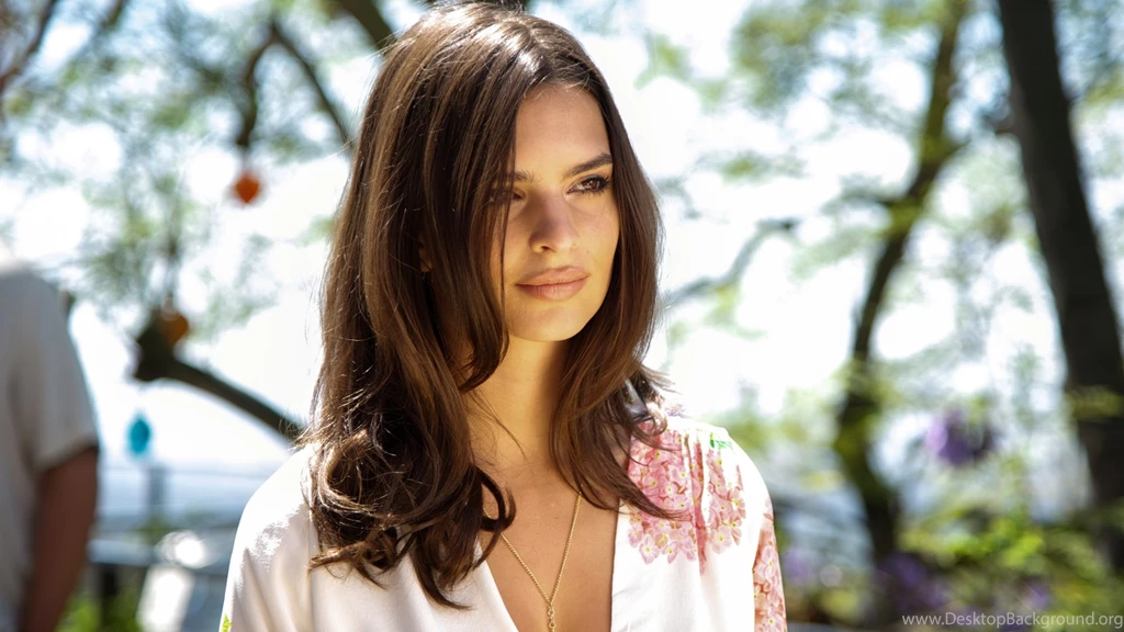 Emily_ratajkowski_american_model 1920x1080.jpg