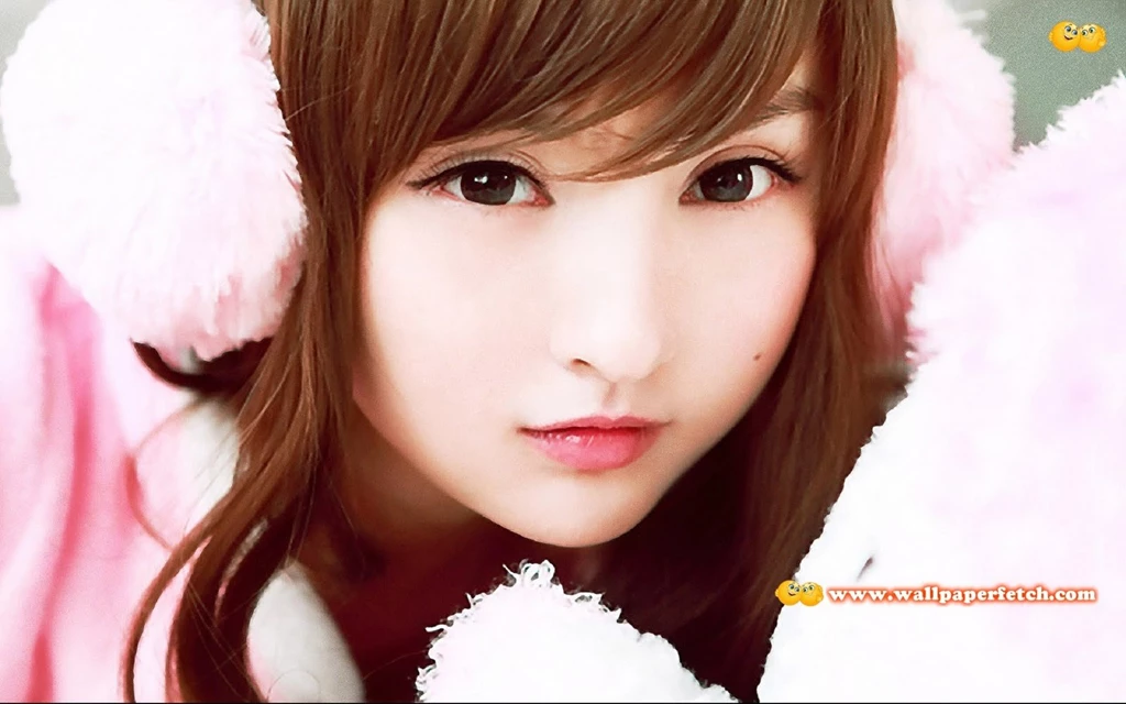 Cute Girl Wallpapers