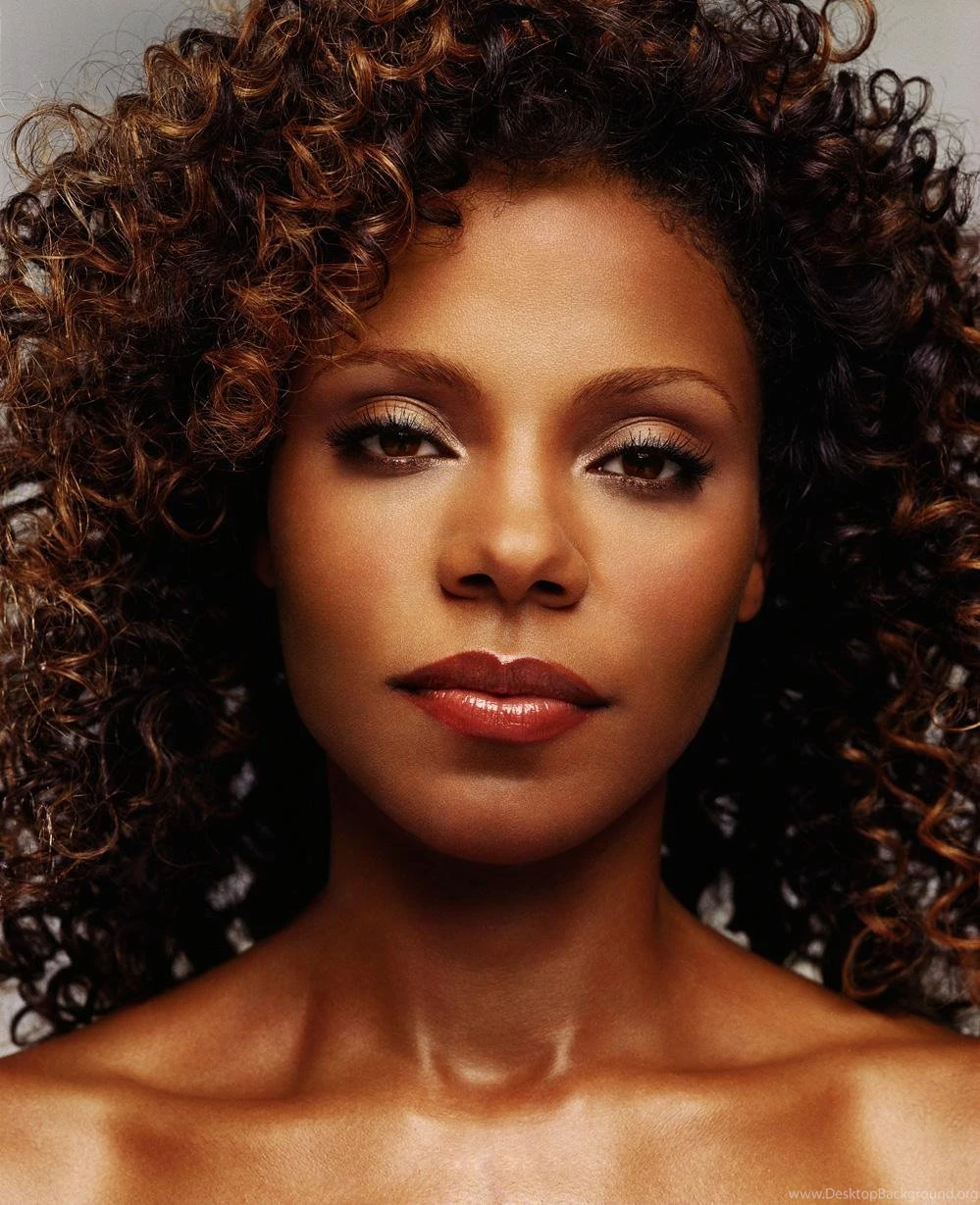 Sanaa Lathan