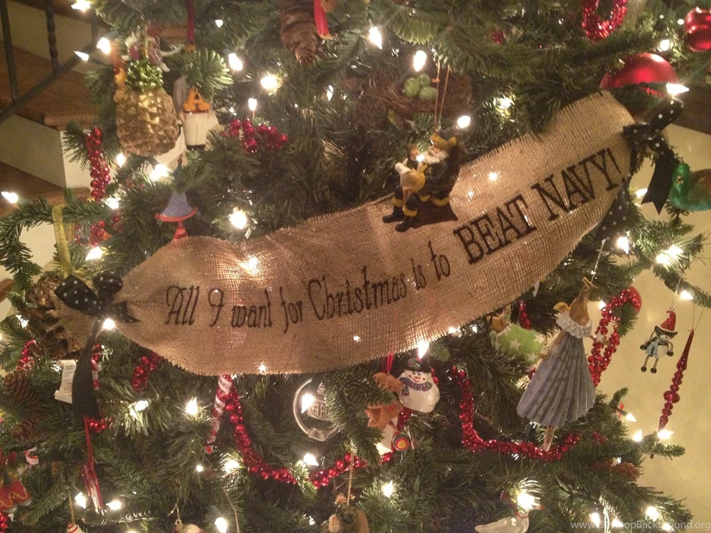Merry Mary: Christmas Tree SWAG BANNER Go Army, Beat Navy!