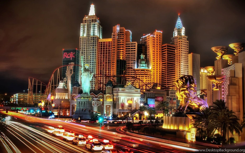 New York City Liberty Night Light Wallpapers