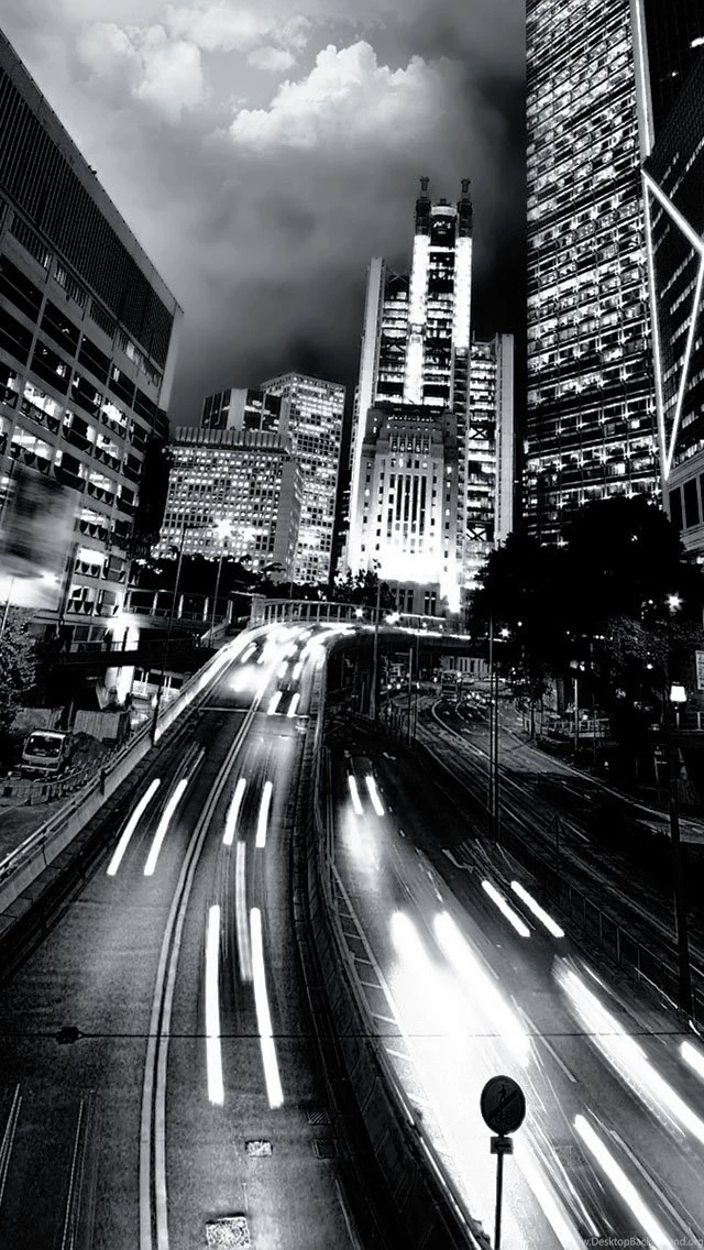 Black And White City Traffic   The iPhone Wallpapers