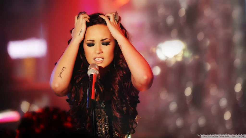 Demi Lovato Wallpapers HD Desktop