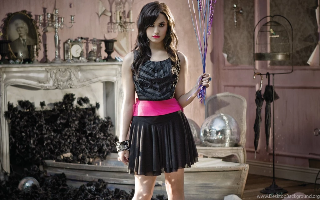Demi Lovato HD Picture