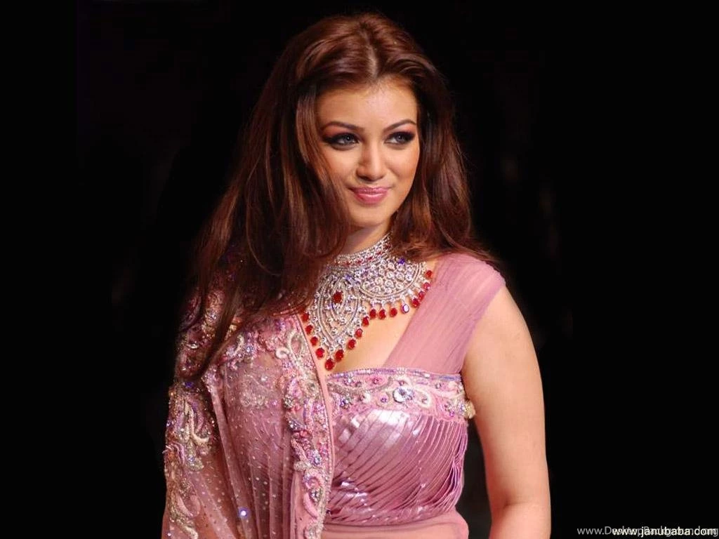 Ayesha Takia By Coolman Wallpapers (1024x768) : Janubaba.com