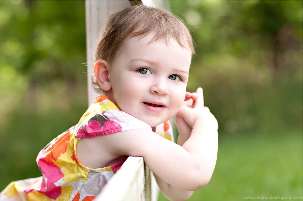 Cute Babies Wallpapers