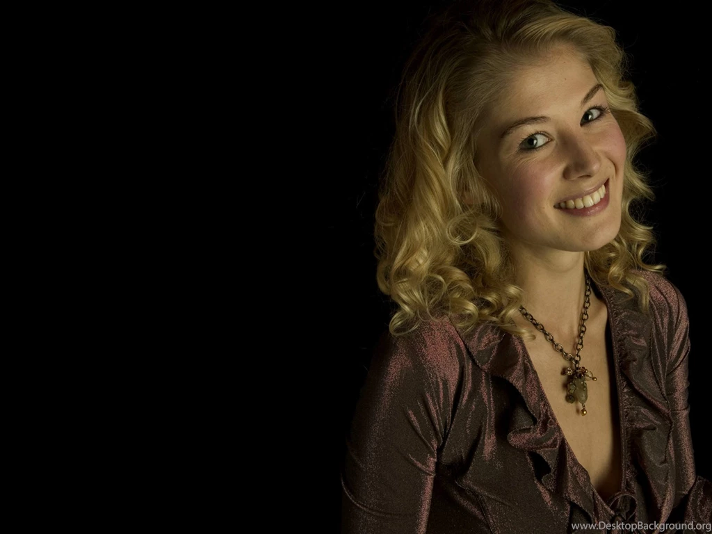 Rosamund Pike Rosamund Pike Wallpapers (14824790) Fanpop