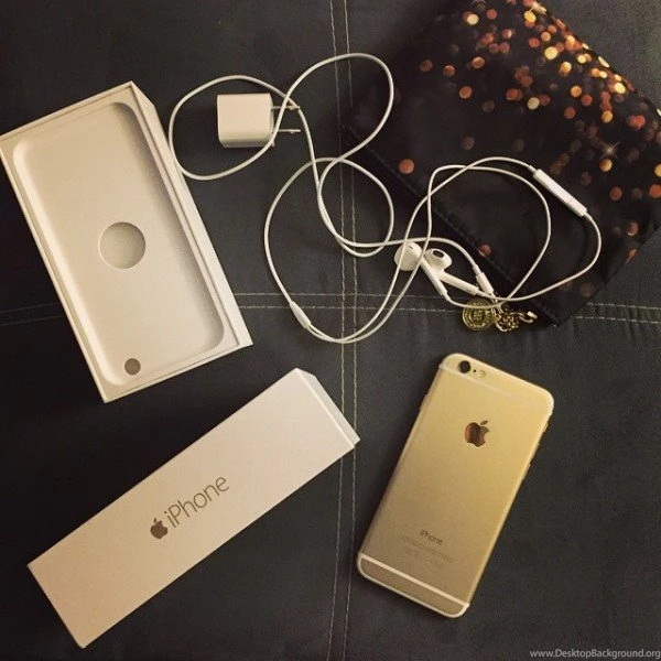 Freebies   iPhone Wallpapers & My New iPhone 6   The Crafty Frugaler