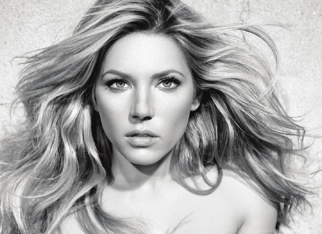 Hot Actress Katheryn Winnick HD Wallpaper 51
