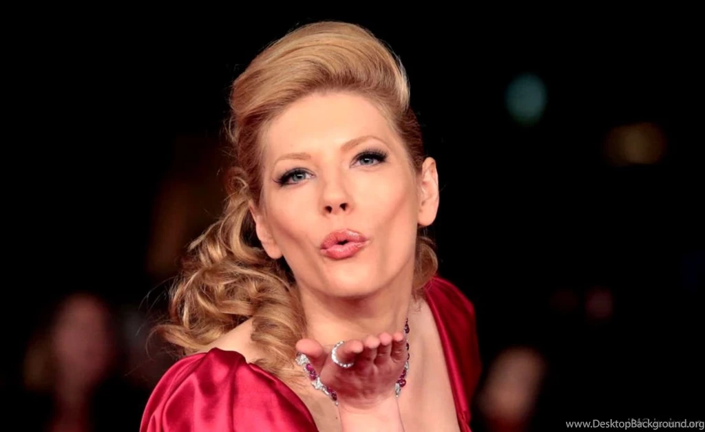 Katheryn Winnick Stunning