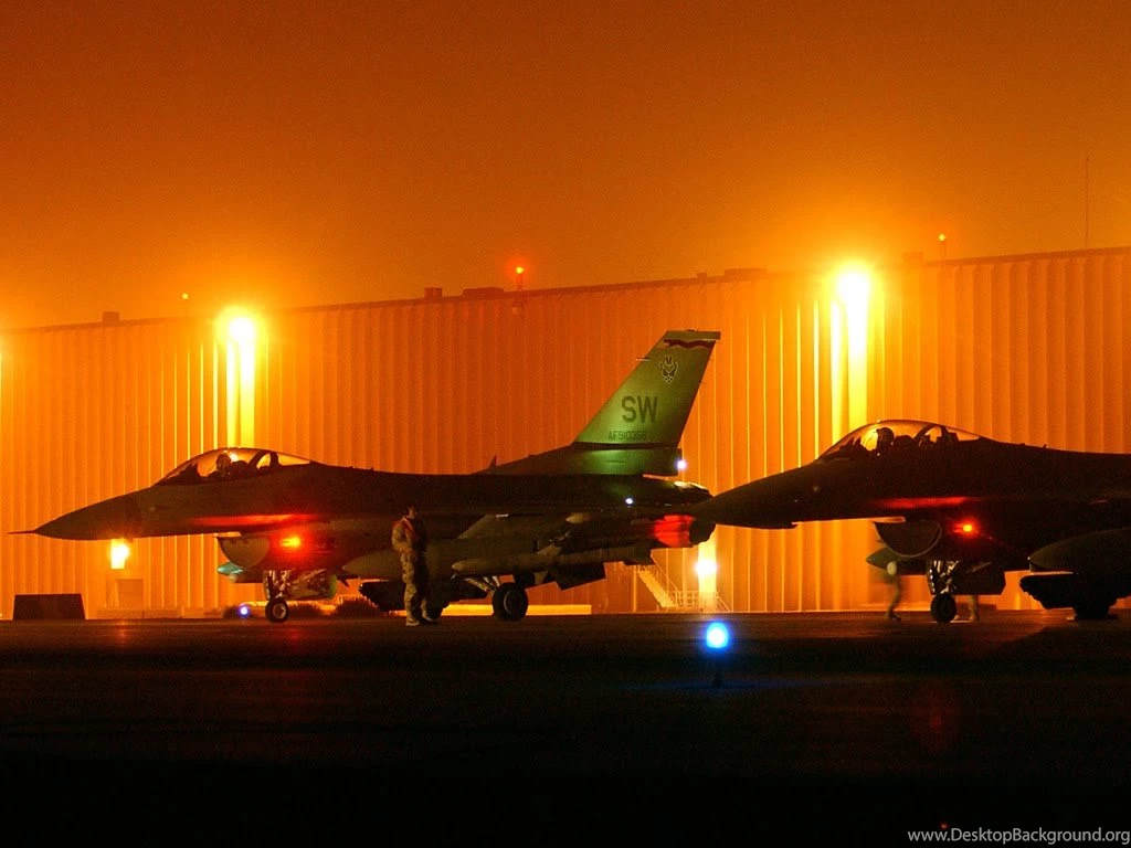 F 16 Fighting Falcon Grounded Wallpapers 430