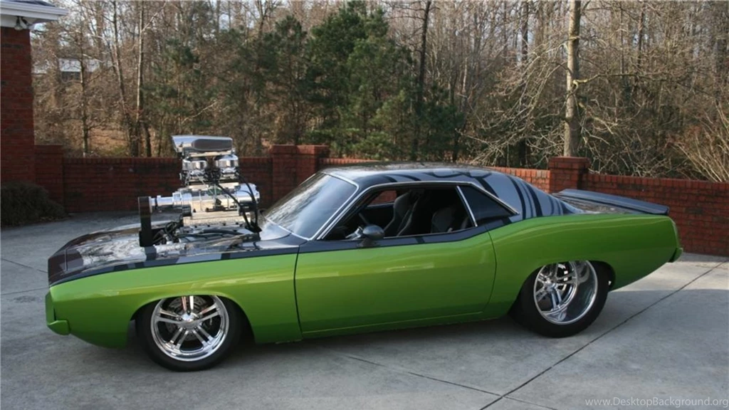 2 Plymouth Roadrunner HD Wallpapers