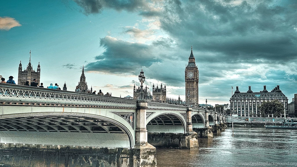 Wallpapers Magazine Contact