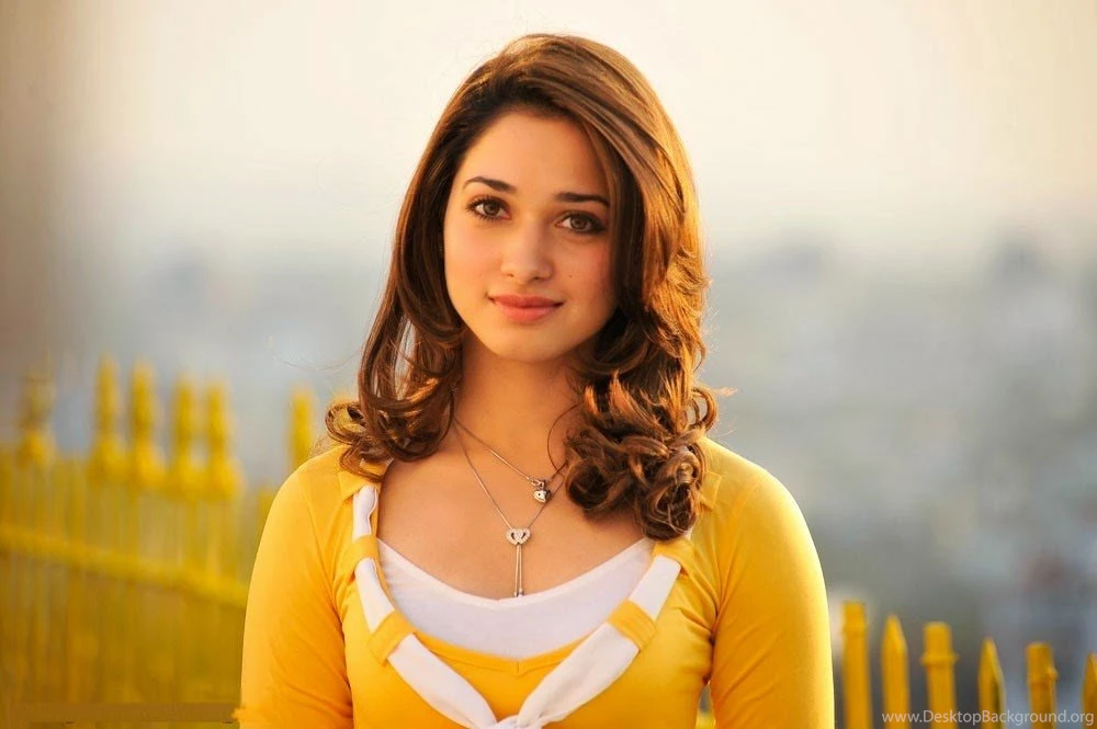 Download Indian Girl Wallpapers For Chrome