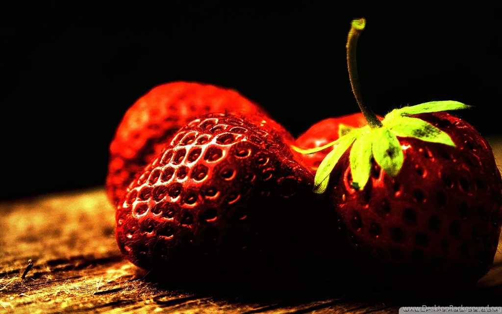 Red Strawberry HD Desktop Wallpapers : Widescreen : High Definition ...