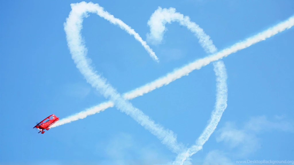 Cupidon Plane Wallpapers