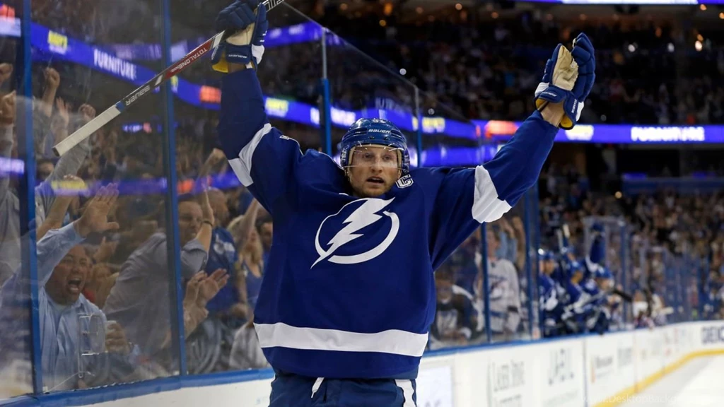 Inside The Lightning: Steven Stamkos' To Premiere Dec. 20 On Sun ...