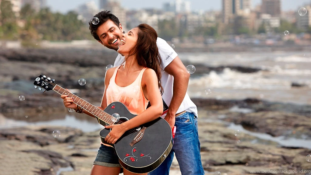 Very Happy Couple Romantic Moods New Hd WallpaperNew Hd Wallpapers