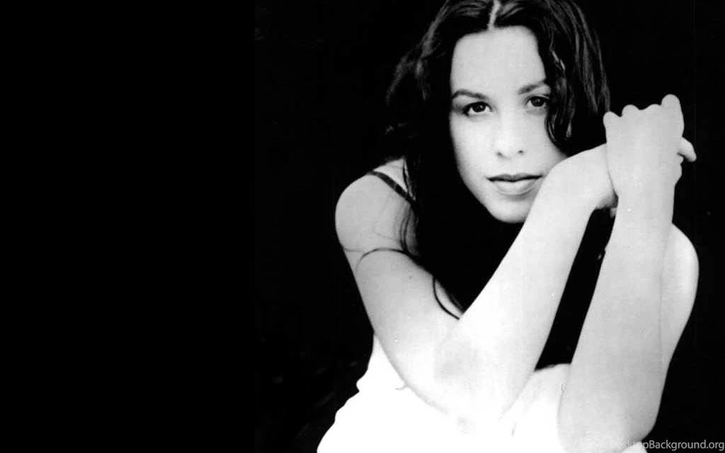 Alanis Morissette 1659 Alanis Morissette VIP Wallpapers
