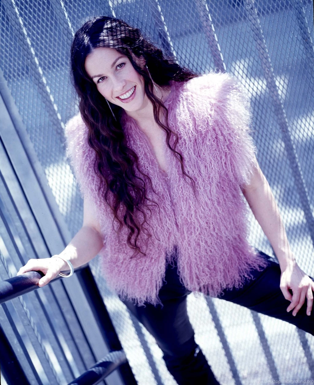 Alanis Morissette Photo, Pics, Wallpapers   Photo