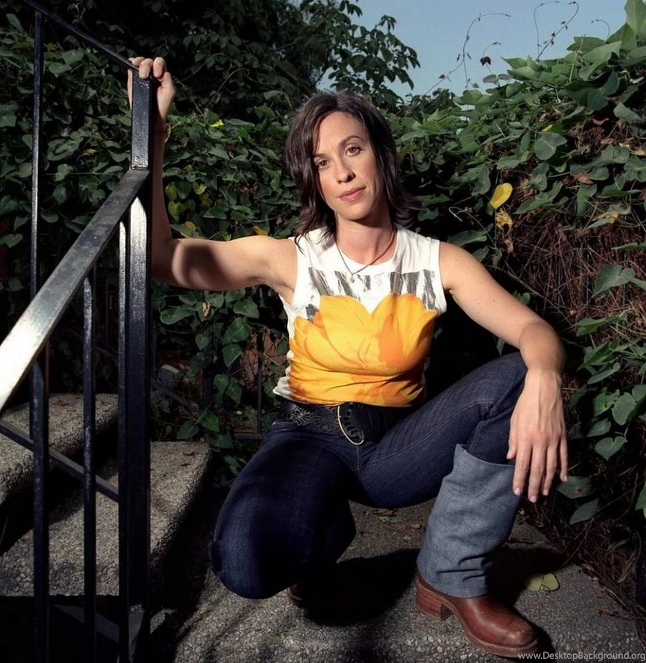 Gallery Hollywood Picturess: Alanis Morissette Wallpapers Gallery