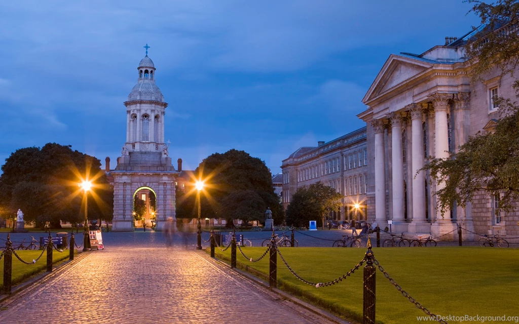 Download Trinity College In The Early Evening Dublin Ireland ...