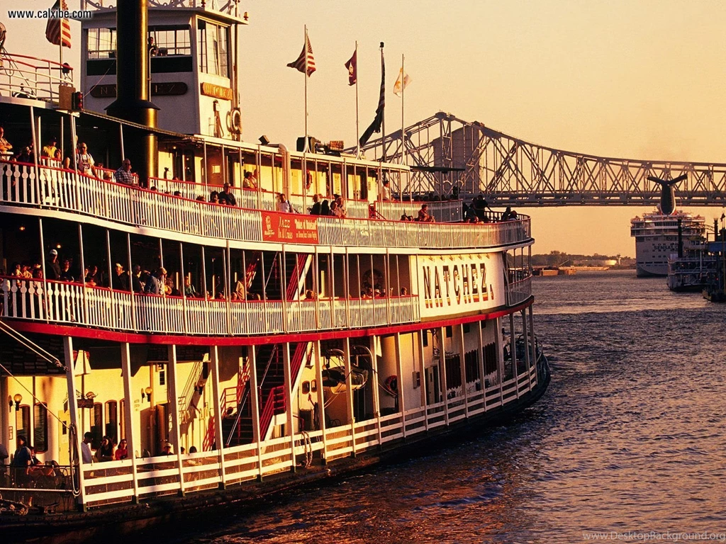 Boats: Paddlewheeler Natchez Docking At The Riverwalk, New Orleans ...