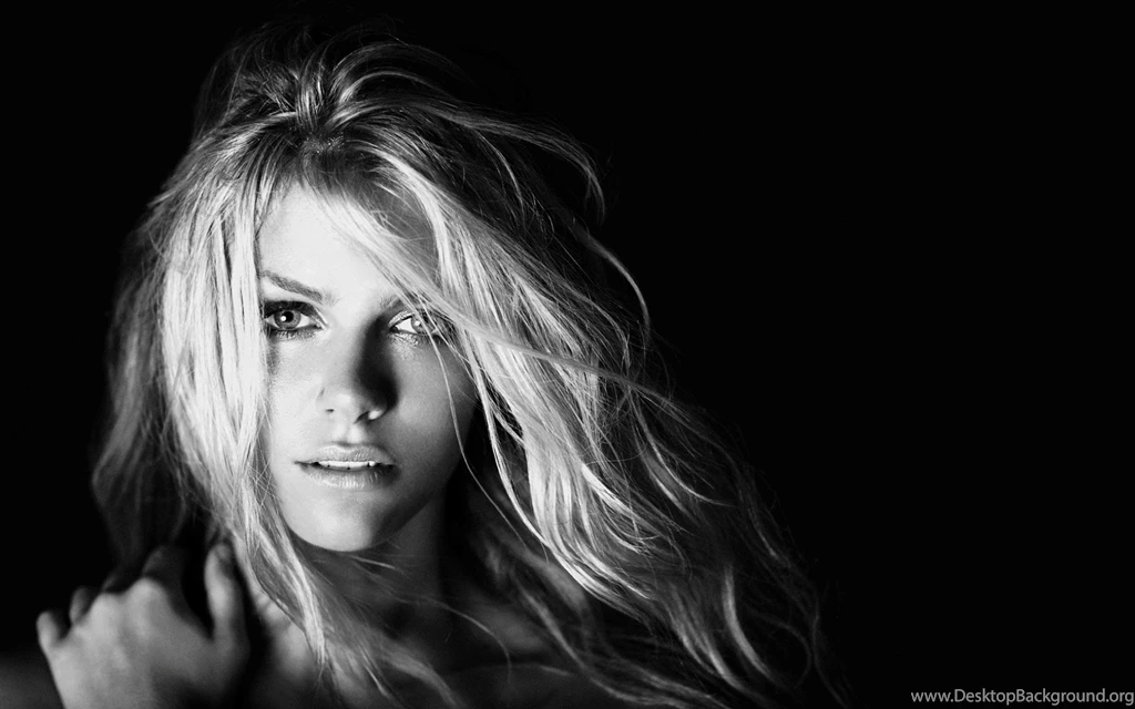 Brooklyn Decker Monochrome Close up Wallpapers