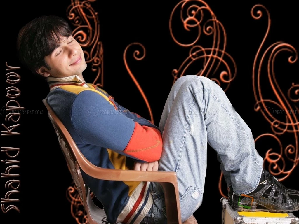 Shahid Kapoor, Shahid Kapoor Wallpapers Download, Wallpapers Of ...