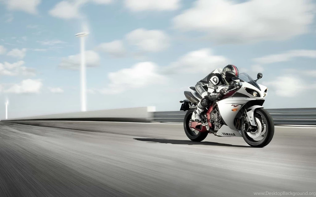 Yamaha Derbi Suzuki Stylish Motors Bike New Wallpapers