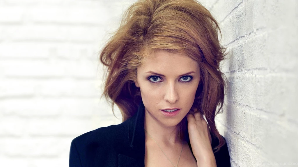 Anna Kendrick Wallpaper Images Photos Pictures Backgrounds