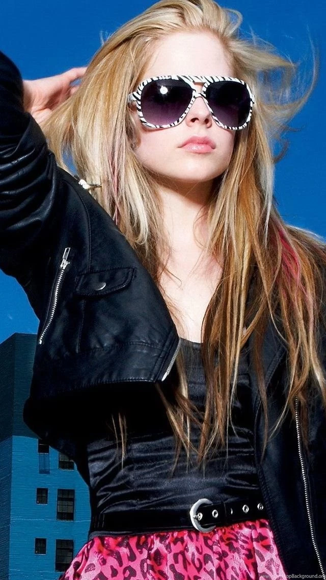 Avril Lavigne HD Wallpapers For iPhone 5
