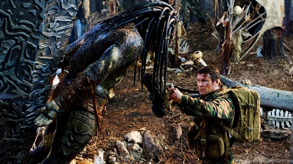 PREDATORS WALLPAPER   (