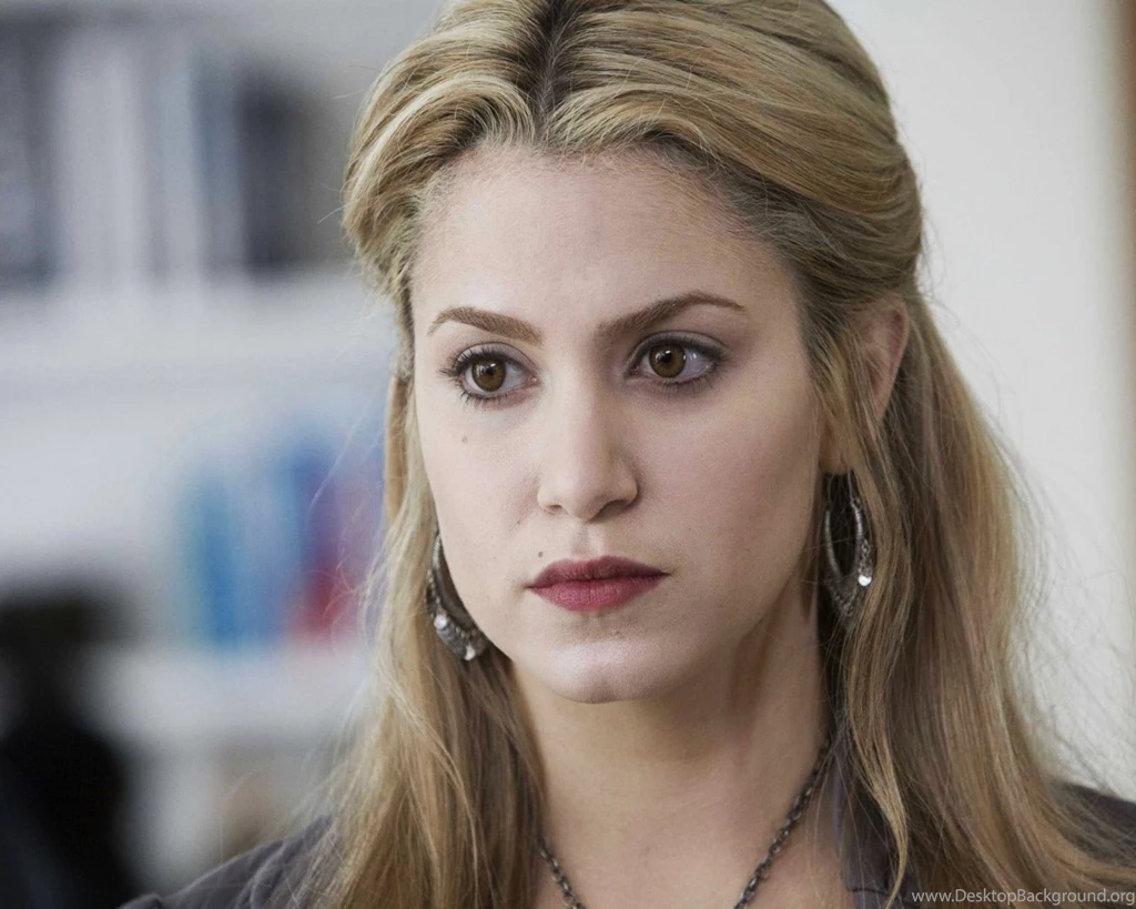 Nikki Reed 3 Wallpapers