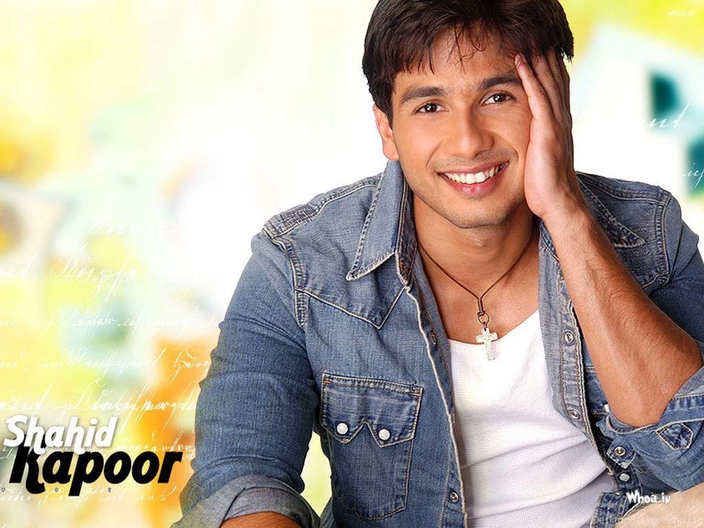 Shahid Kapoor Smiling Face Hd Wallpapers