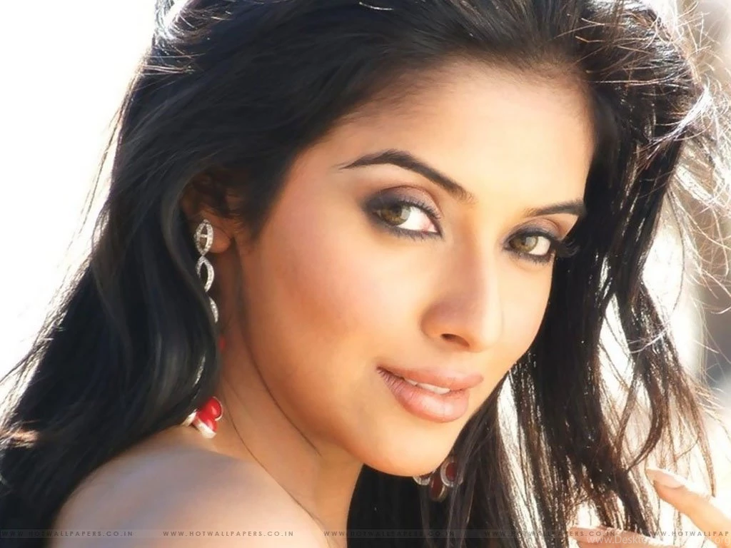 Wallpapers Asin Hot Hd 1024x768
