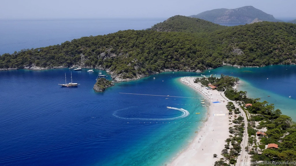 Tropical Blue Lagoon Wallpapers