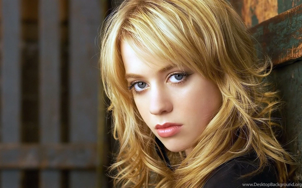 Girl Wallpapers Downloads   Wallpapers Zone