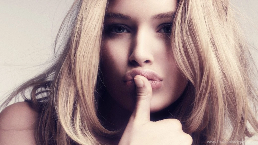 Behati Prinsloo HD Wallpapers