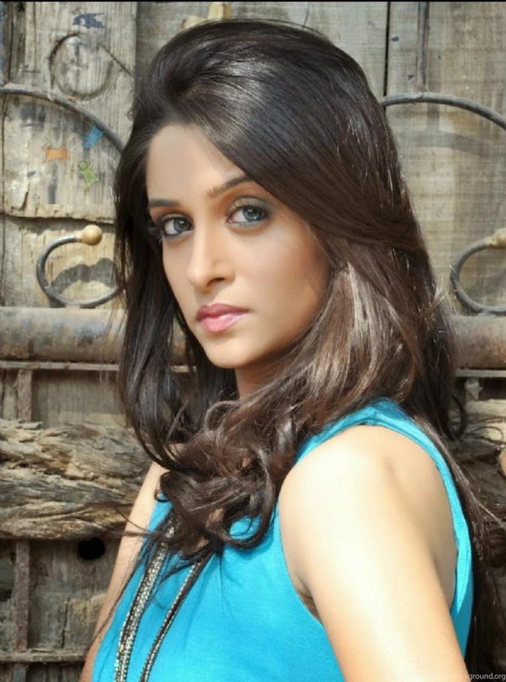 Free Stars Wallpaper: Deepika Samson HD Wallpapers