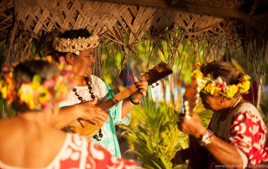 Bora Bora Tahitian Hawaiian Polynesian South Pacific Luau ...