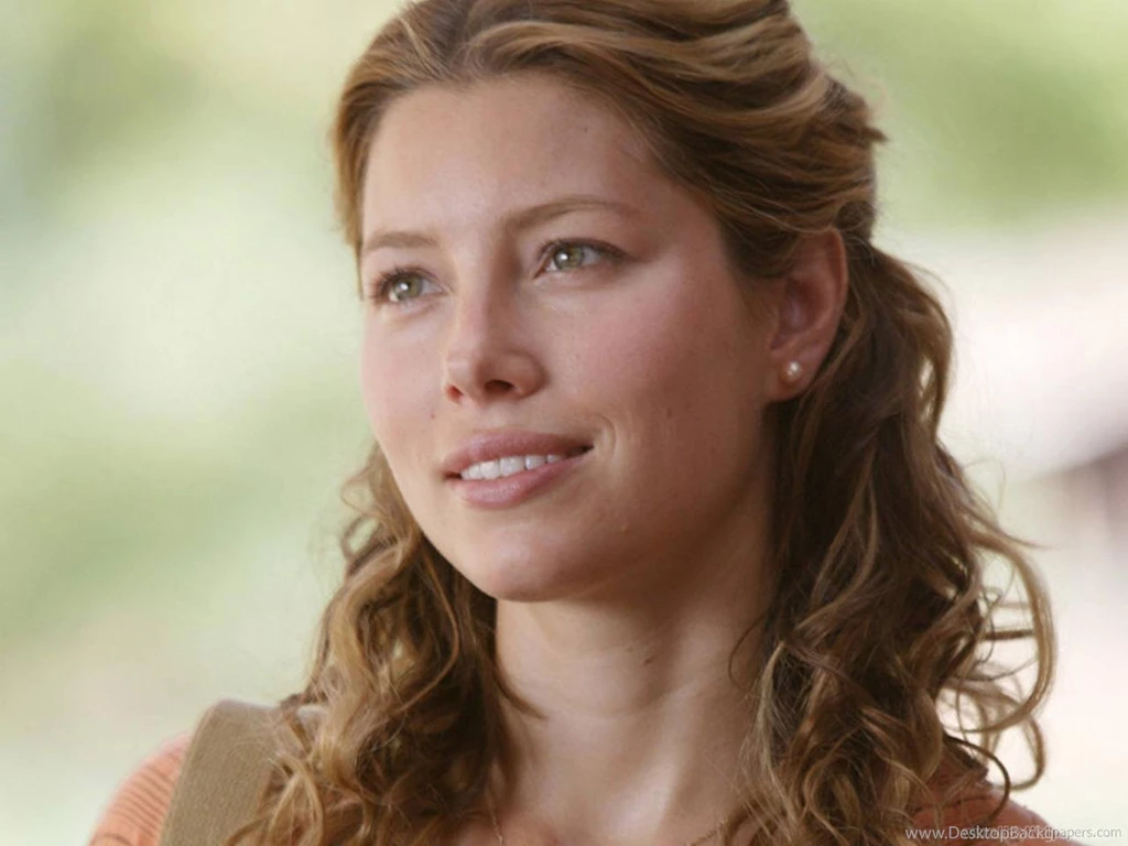 Jessica Biel HD Wallpapers 1440x1280 ~ Fun Hungama