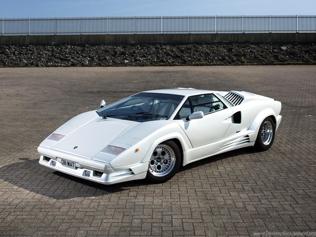 White Lamborghini Countach Wallpapers Image