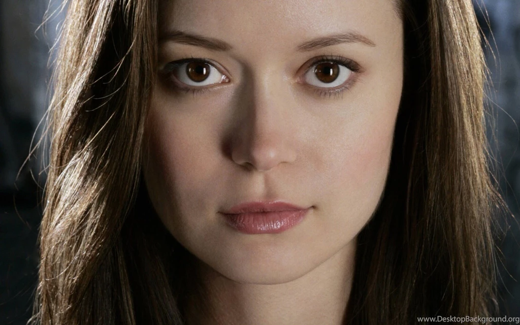 Summer Glau Wallpapers