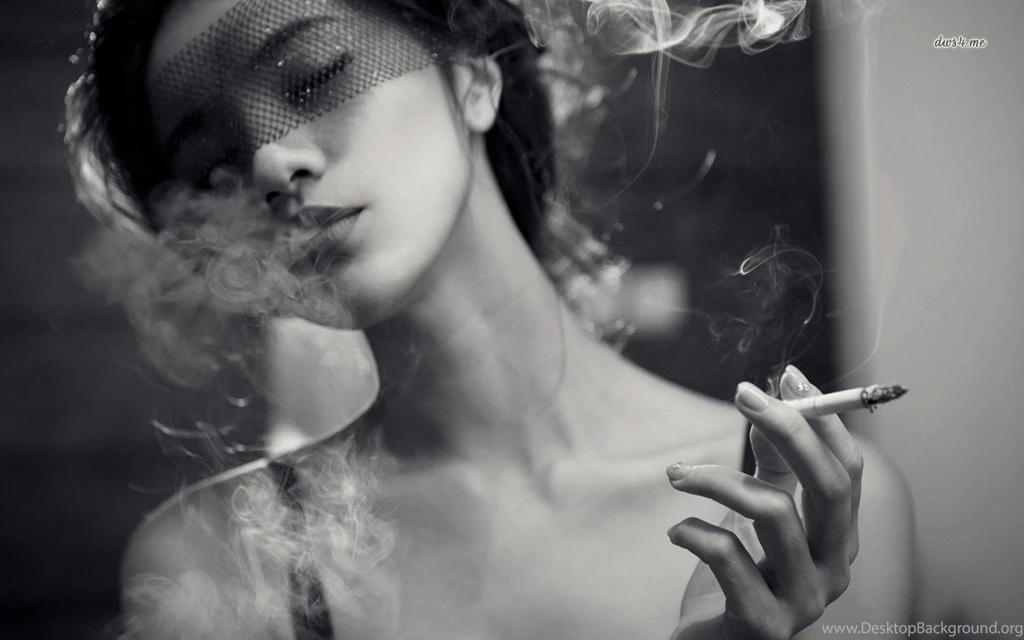 Wallpapers Smoking Girl 1280x800